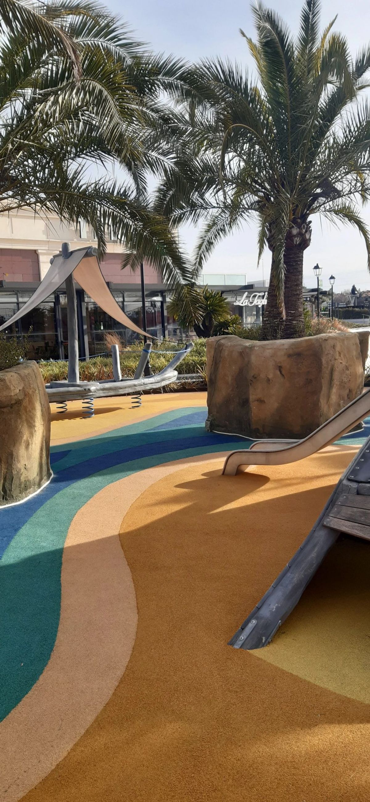 Shopping Centre Play Area - Image 3 - Image 3