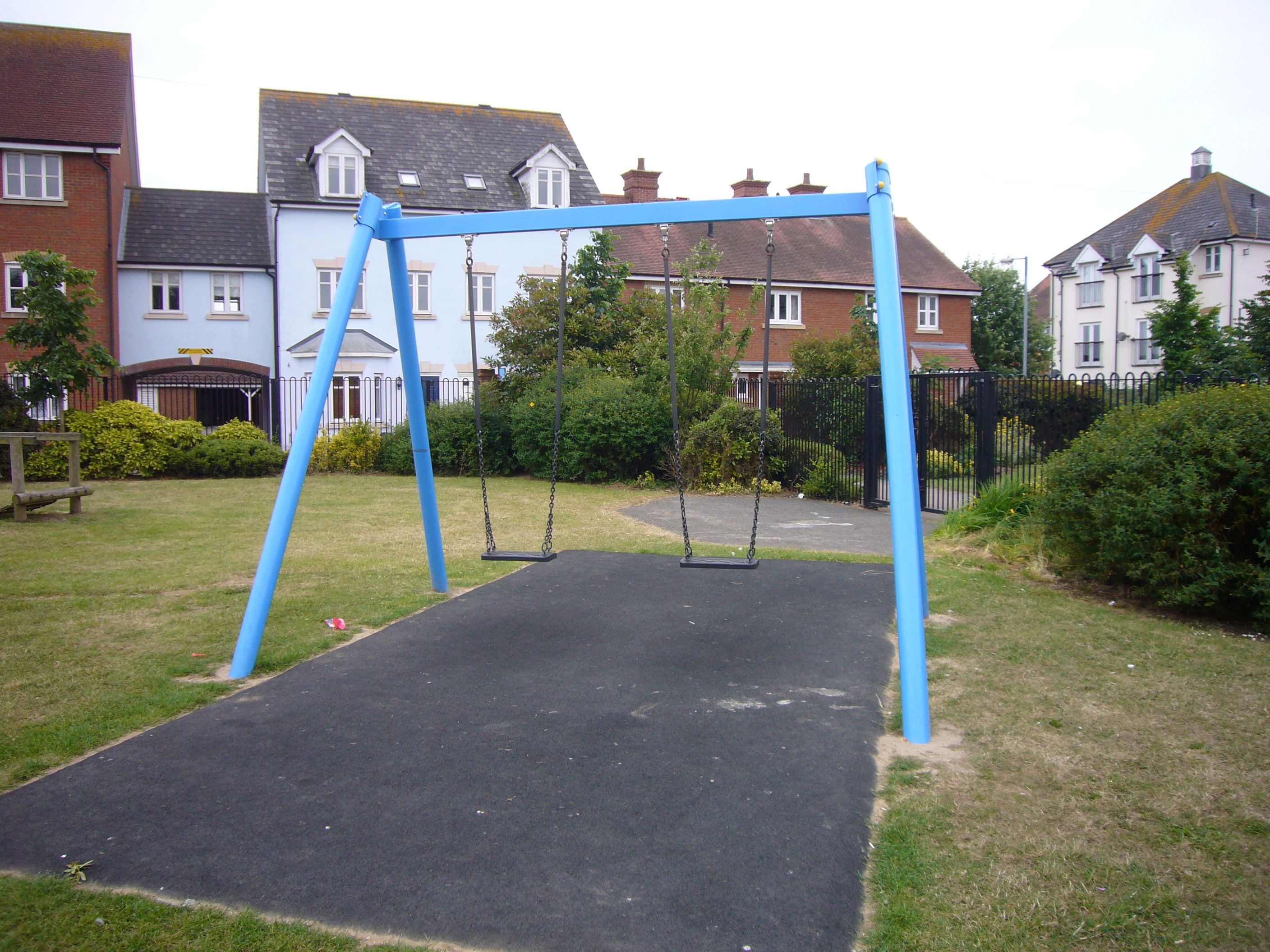 Junior Flat-Seat Swing Thumbnail 2