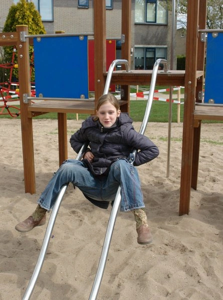 Sliding Poles Thumbnail 3