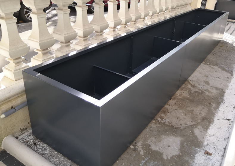 Steel Planters