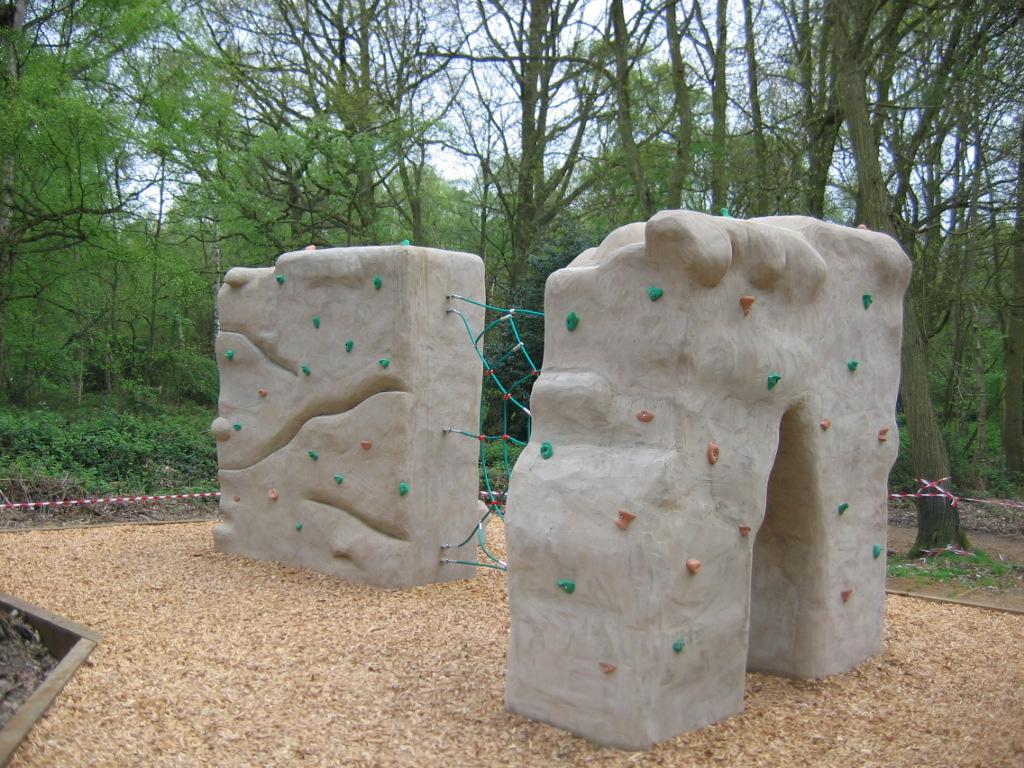 Bespoke climbing walls & boulders - made to order Thumbnail 3