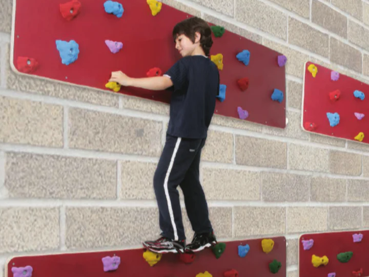 Traverse Climbing Panels Thumbnail 1