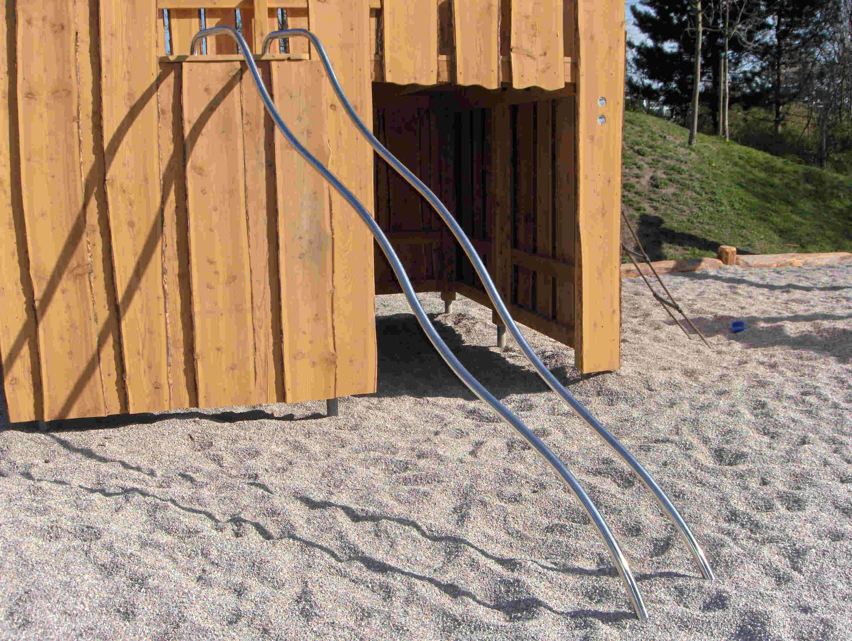 Sliding Poles Thumbnail 6