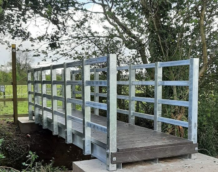 Steel Parapet  Bridge