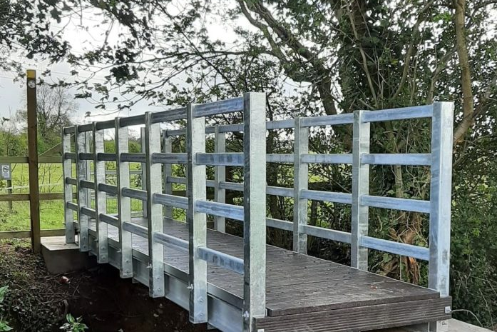 Steel Parapet Bridge