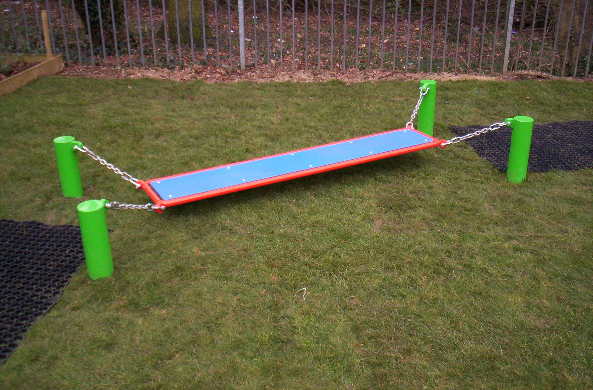 Wobble board (Metal) Thumbnail 2