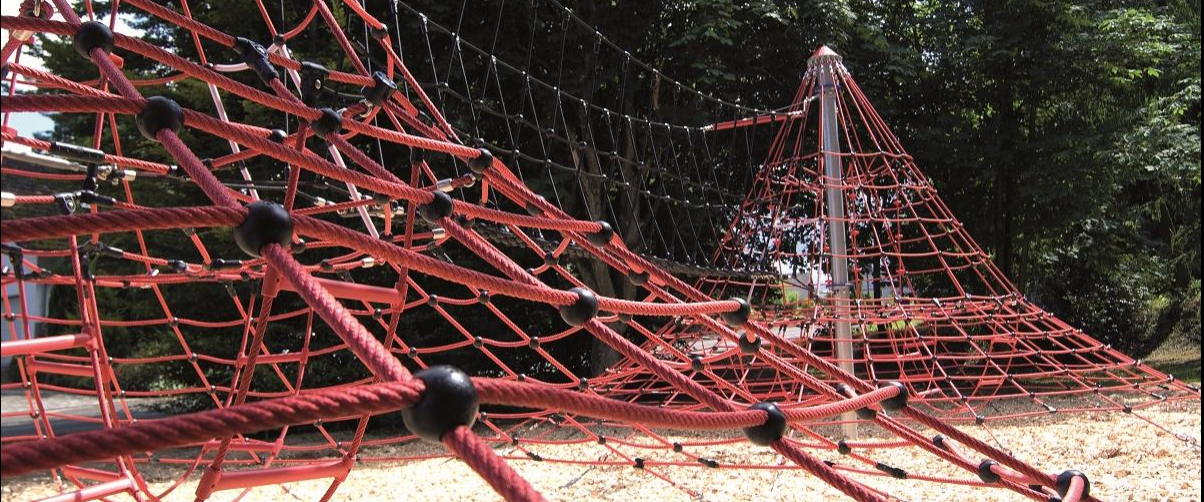 Climbing Nets & Feature climbers - Rope Play, Nets and climbers