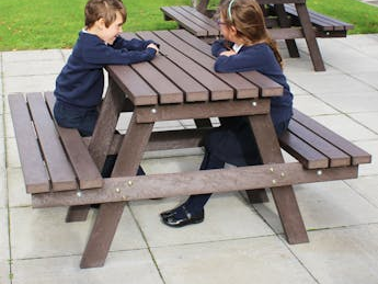 Standard Recycled Picnic bench Thumbnail 4