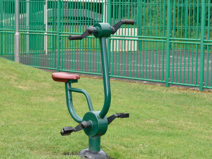 Arm & Pedal Bicycle Thumbnail 2