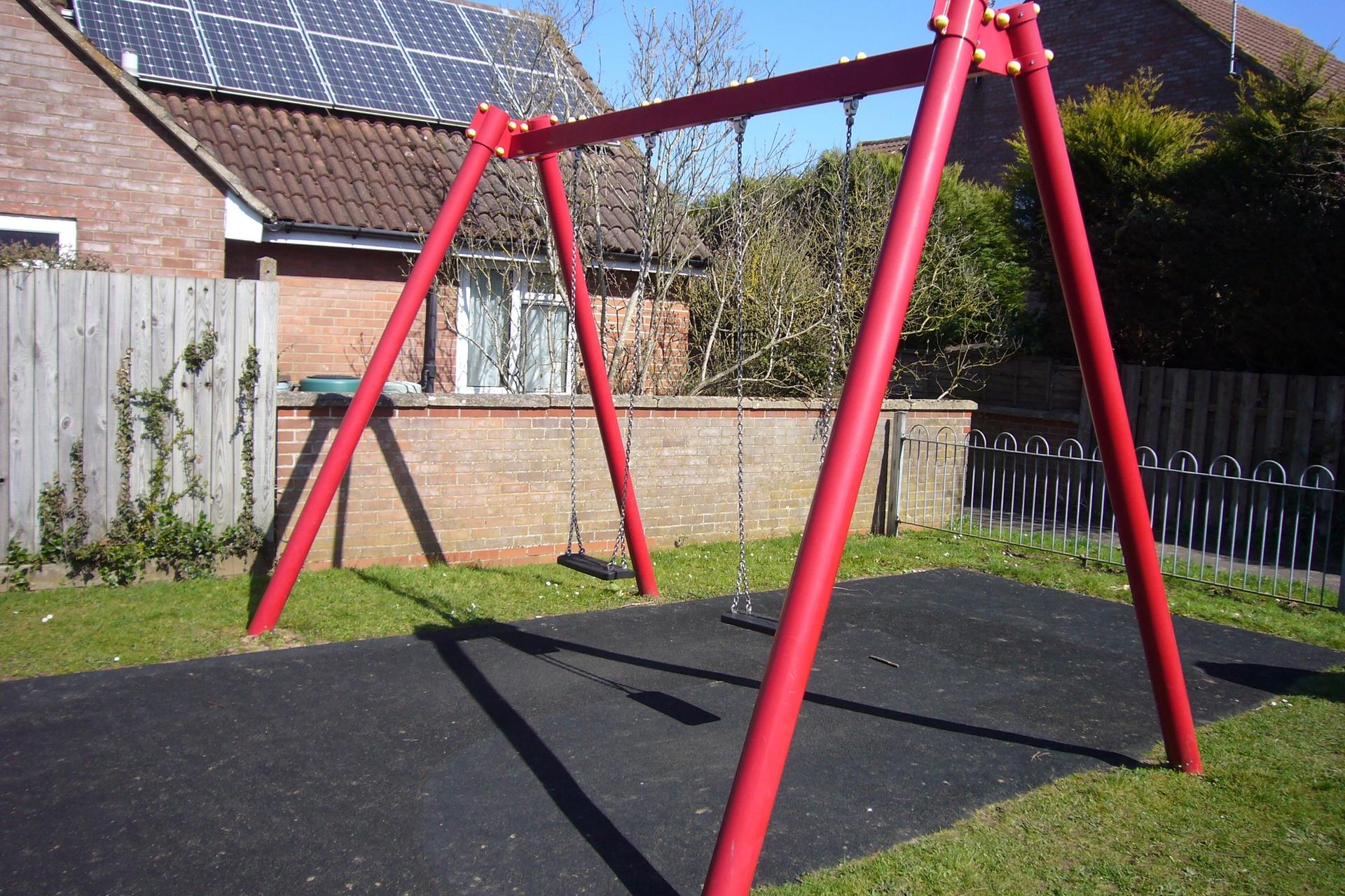 Junior Flat-Seat Swing