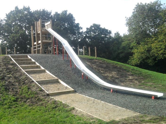 Bespoke Embankment slides