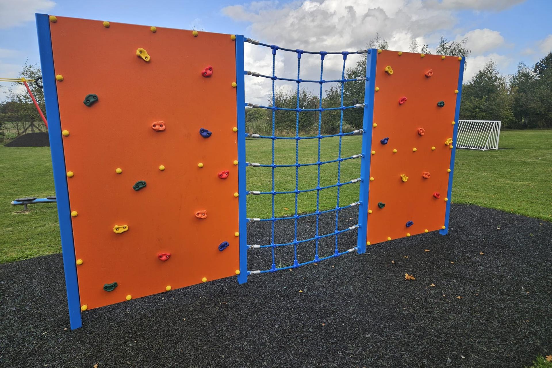 Climbing wall and Net combinations