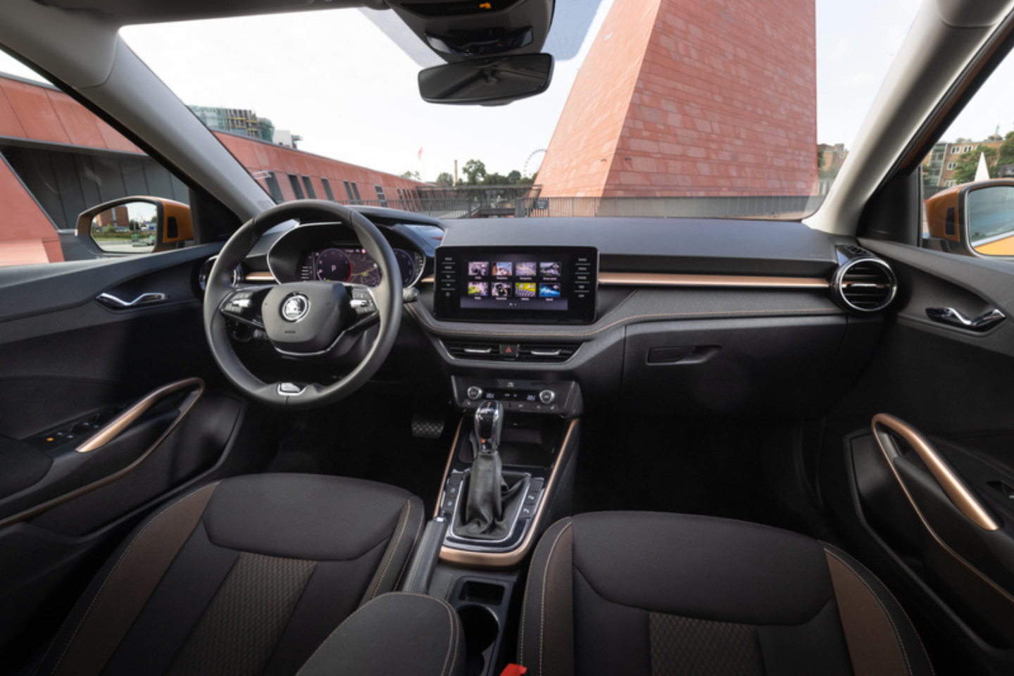 Opiniones Skoda Fabia: ¿es el utilitario más racional del segmento B? interior skoda fabia