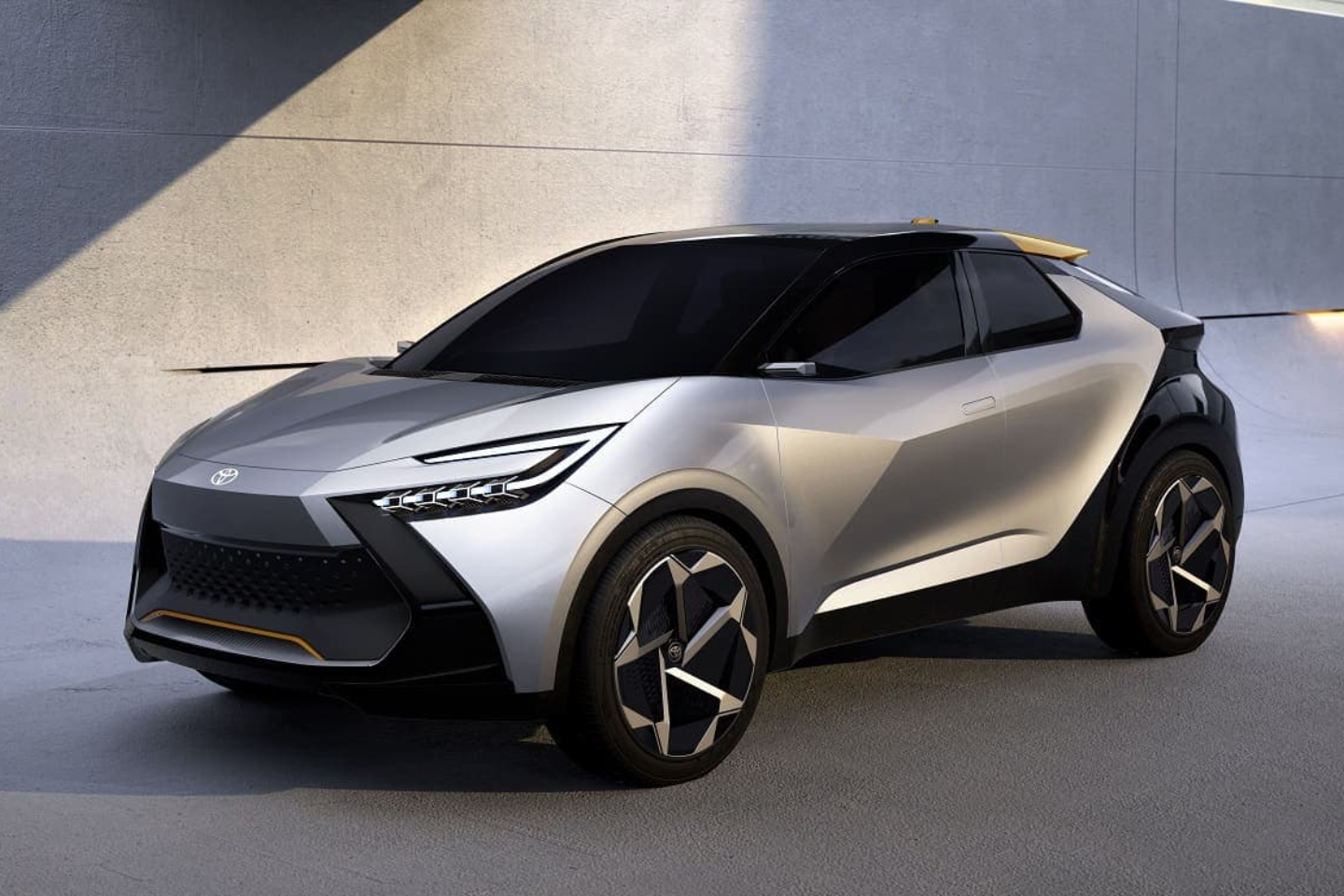 Opiniones Toyota C-HR: ¿el SUV compacto más valiente del segmento? Opiniones Toyota C-HR: ¿el SUV compacto más valiente del segmento?