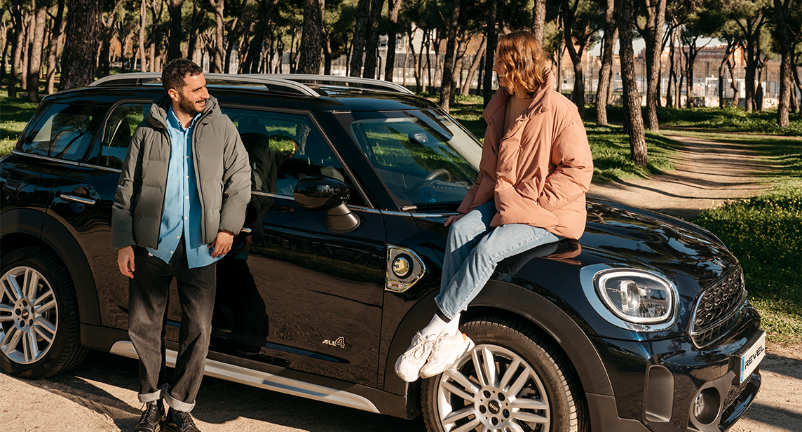Renting Sin Entrada MINI Countryman Hibrido Enchufable
