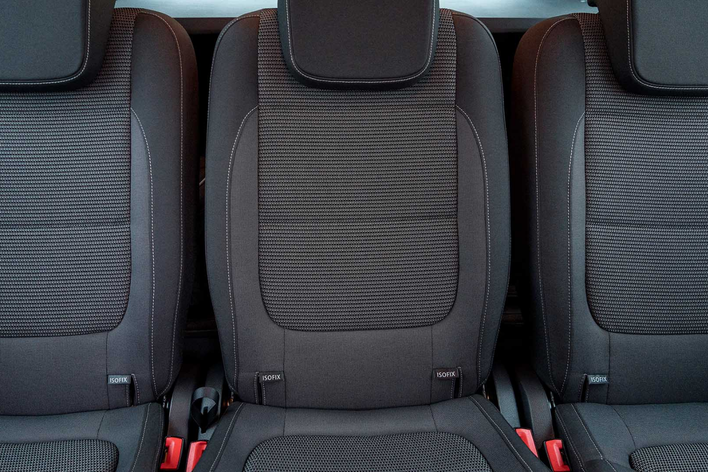 15 Coches que te permiten llevar 3 Sillas ISOFIX coches con 3 isofix plazas traseras