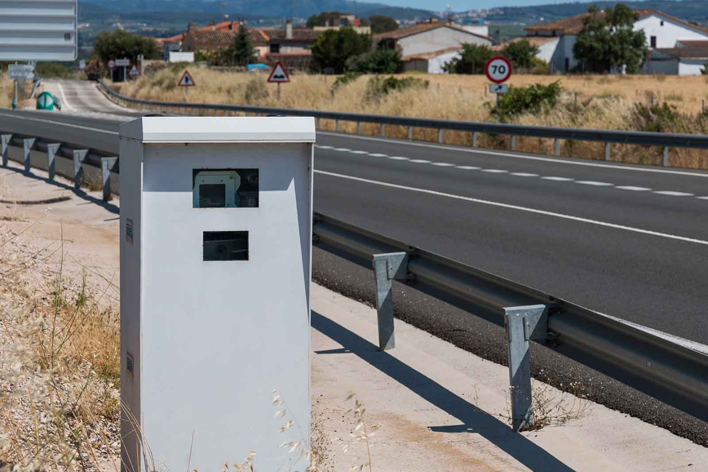 ¿Cómo funciona un radar de velocidad? ¿Cómo funciona un radar de velocidad?