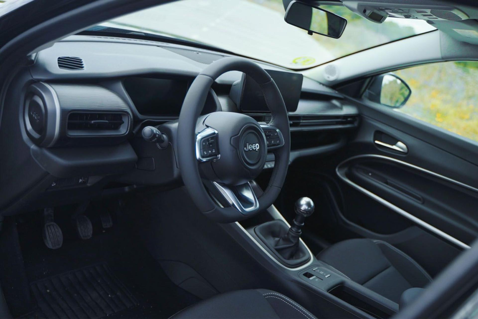 interior jeep avenger interior jeep avenger