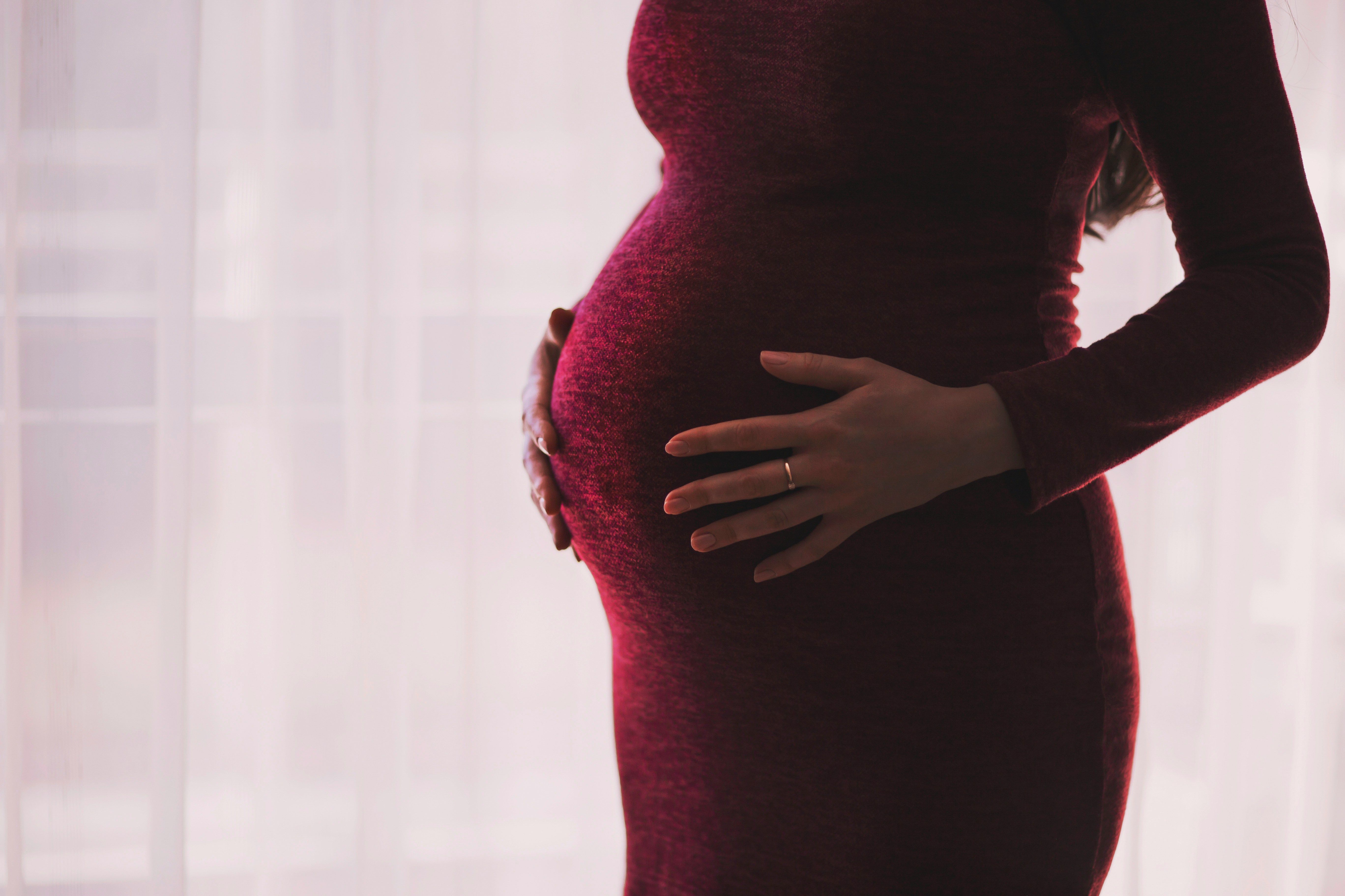 How to Relieve Pregnancy Hip Pain While Sleeping