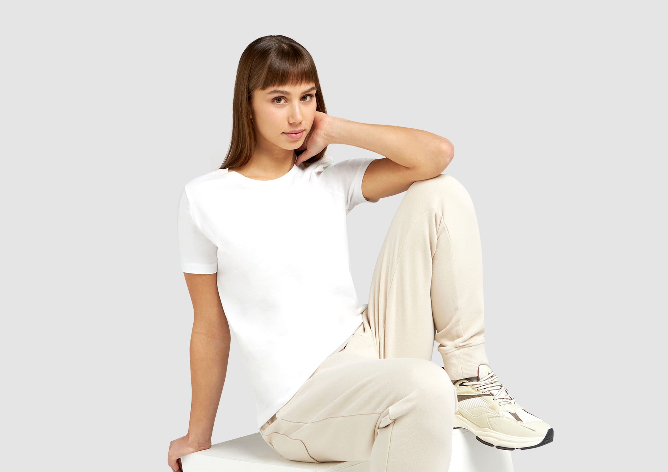 Women's Custom Sportswear Design and Sell with Gelato