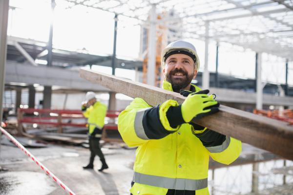 Cold Weather Safety in Construction: Protecting Your Workforce When Temperatures Drop
