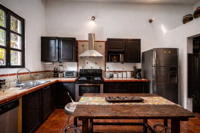 Colonial Residence in Antigua Guatemala — view 5