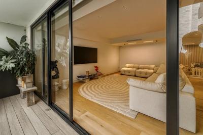 Campos Eliseos 108 — view 4