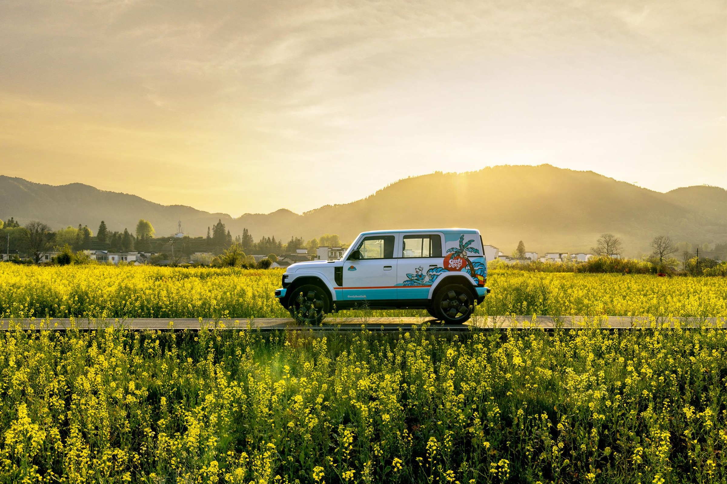 Retro looks, electric punch: The all-new iCAUR V23 coming to SA in May 2026
