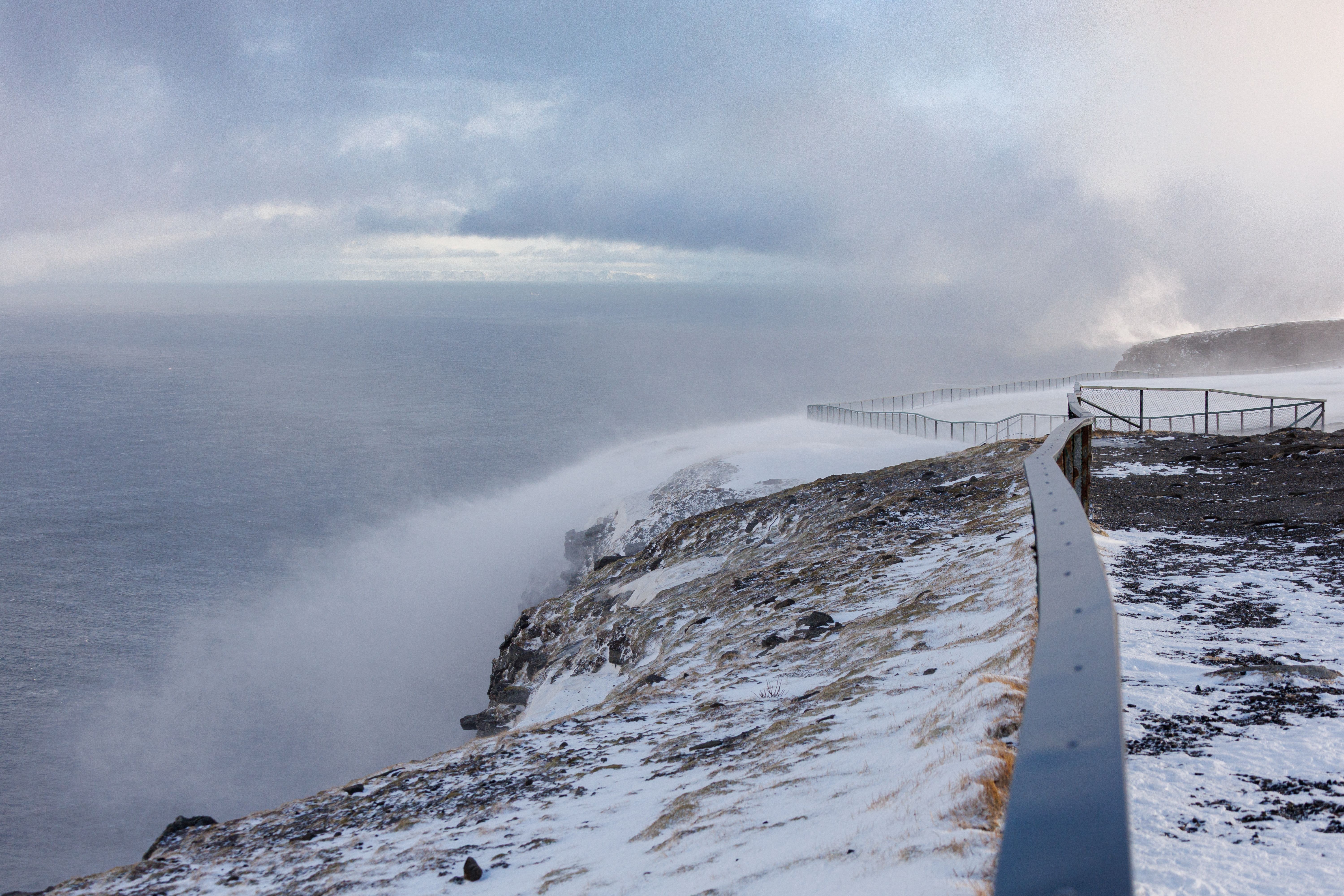 Gangvei på Nordkapp-platået på Magerøya