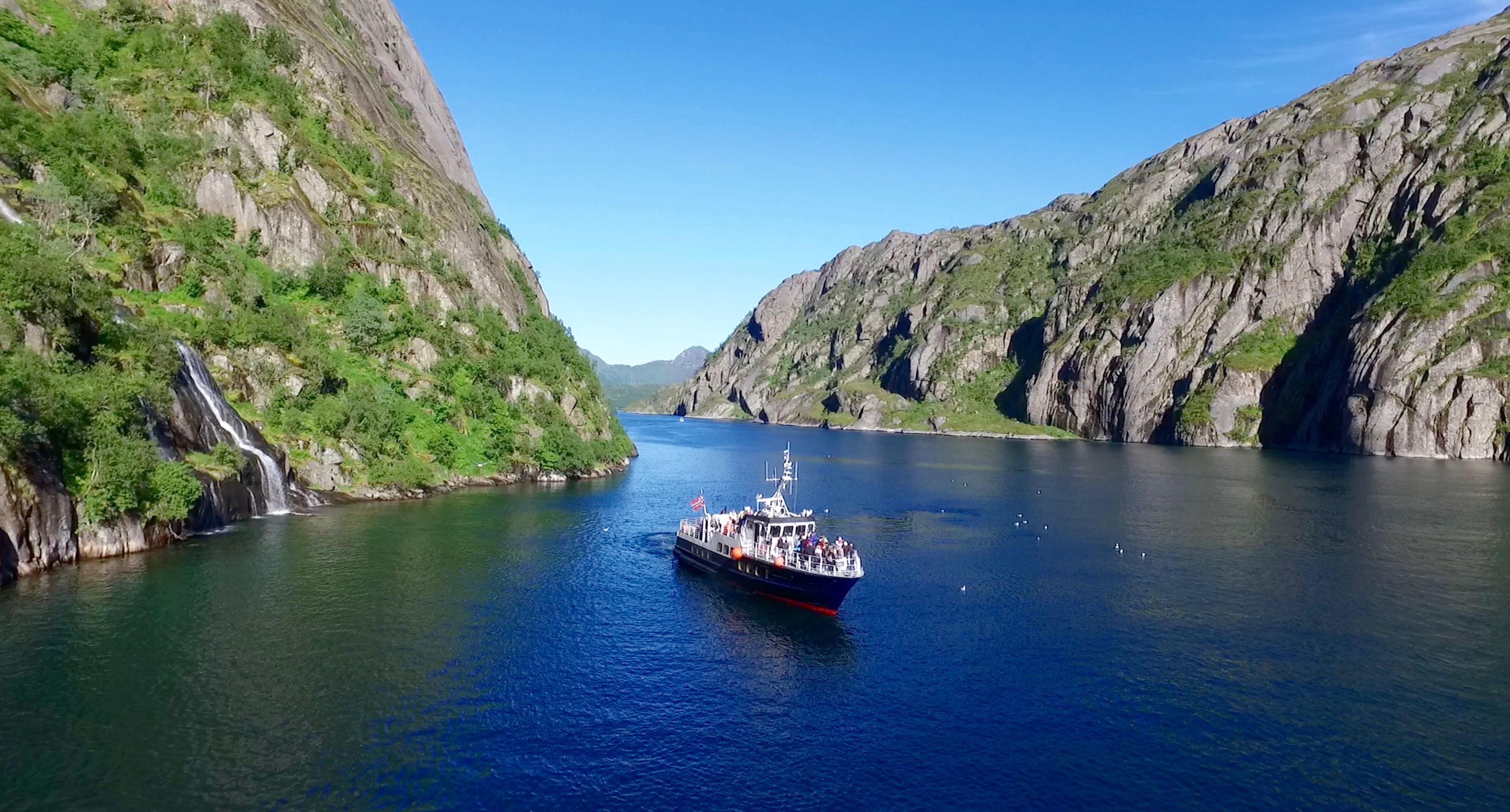 M/S Orca i Trollfjorden