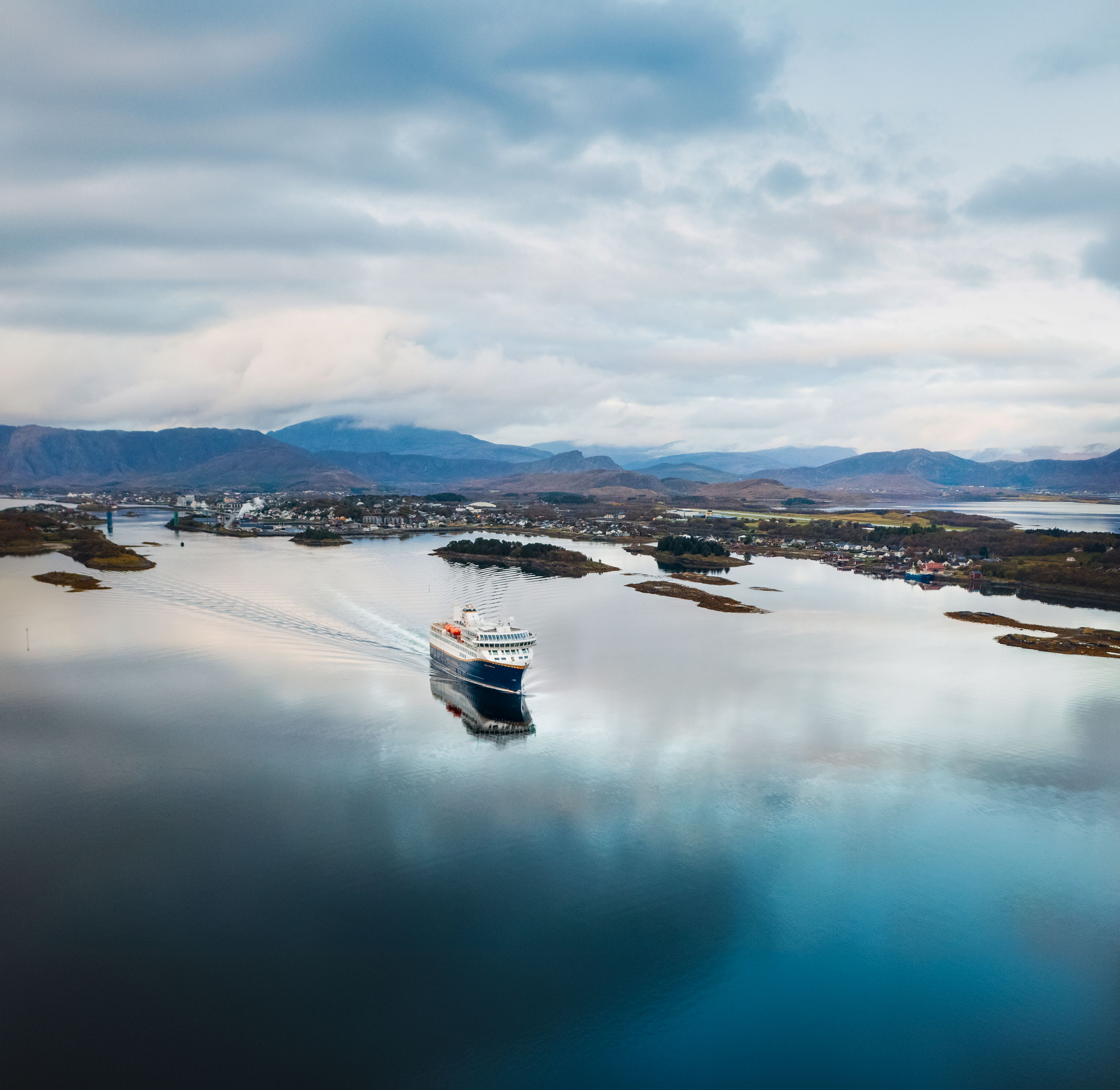 Havila-fartyg i Brønnøysund