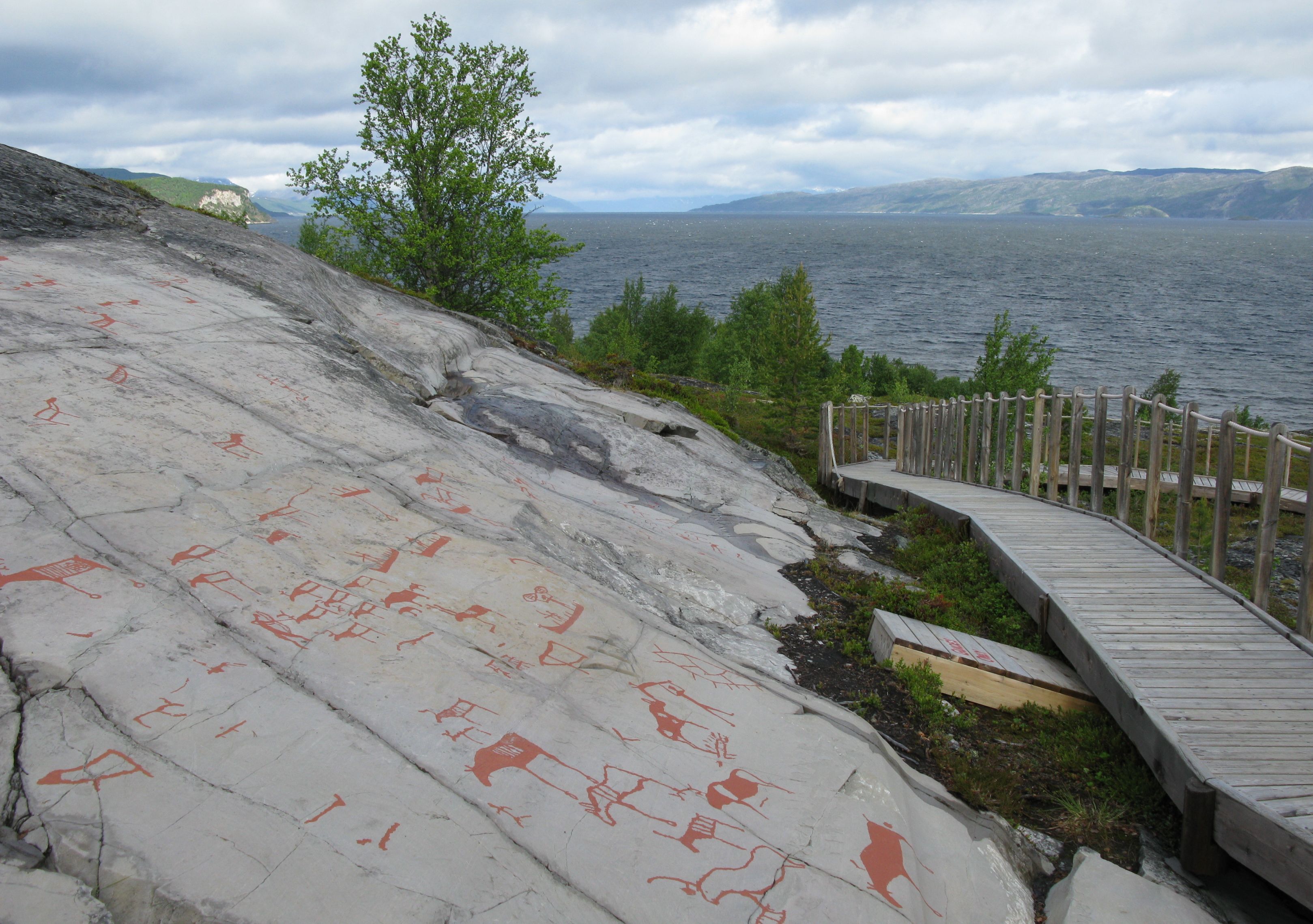 Förhistorisk grottmålning i Øksfjord i Nordnorge, upptagen på UNESCO:s världsarvslista