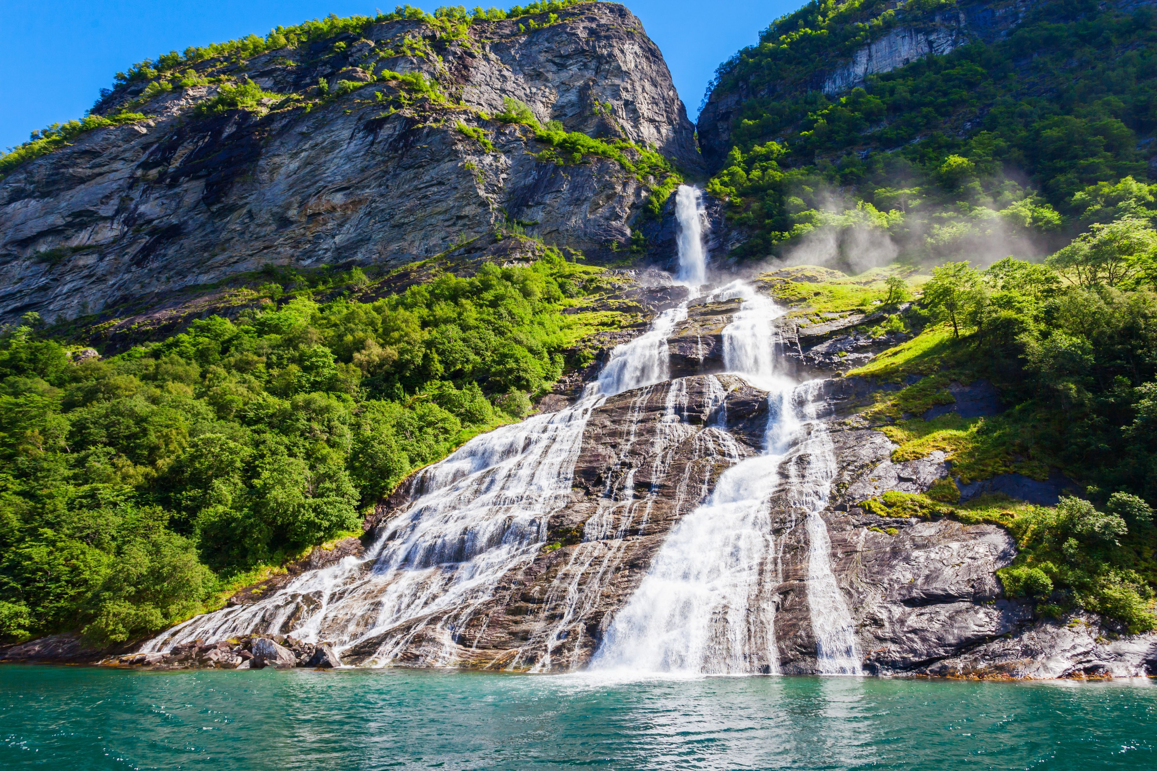 Geirangerfjorden vattenfall