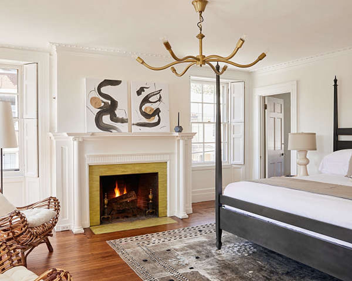 Lark bedroom