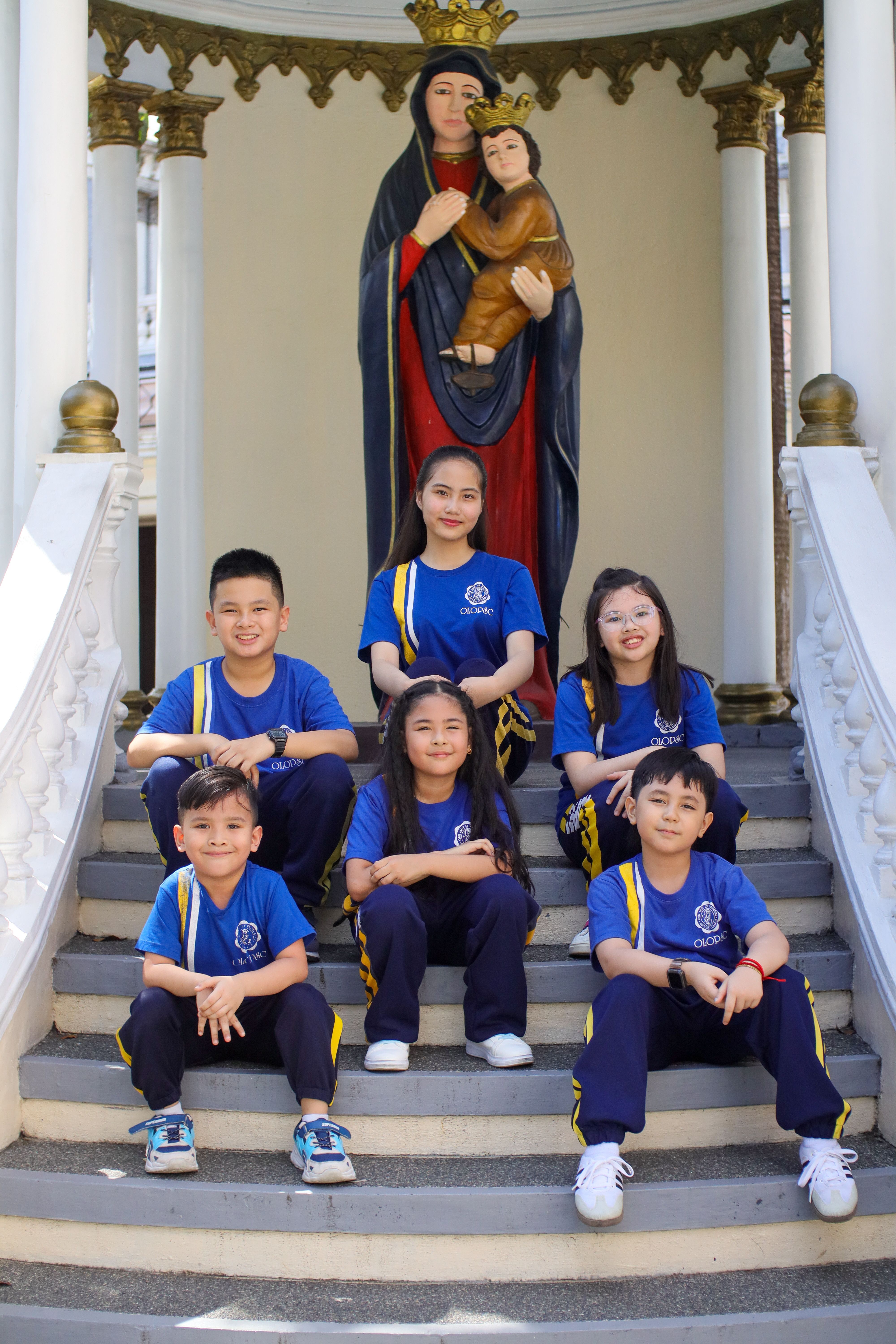 Grade School students participating in holistic extracurricular activities