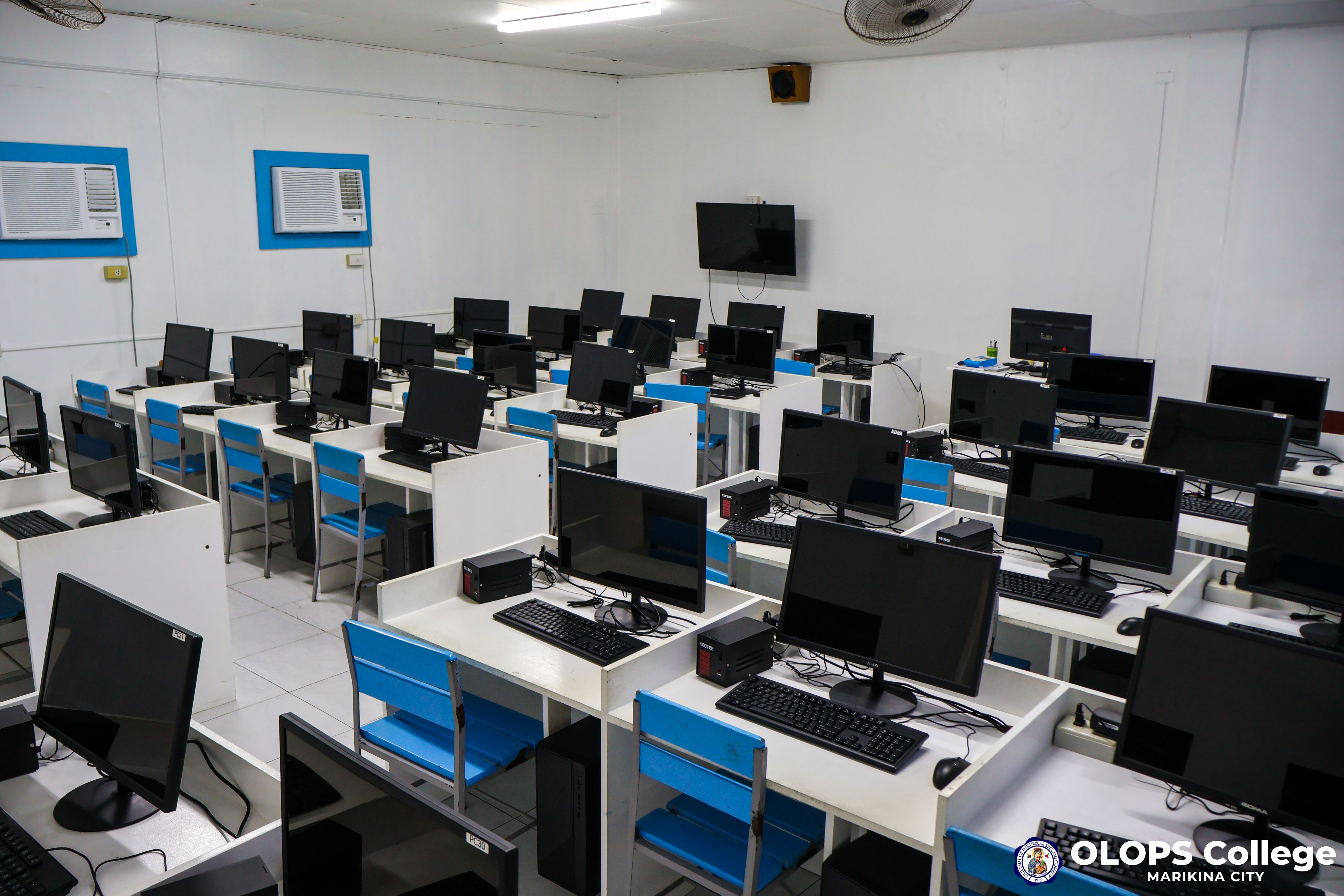 OLOPSC Grade School computer and science discovery laboratory