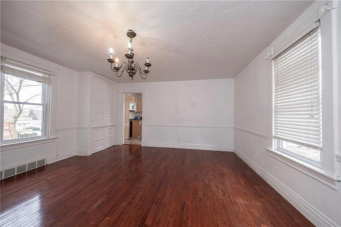 115 Freeport St, Delmont, PA 15626