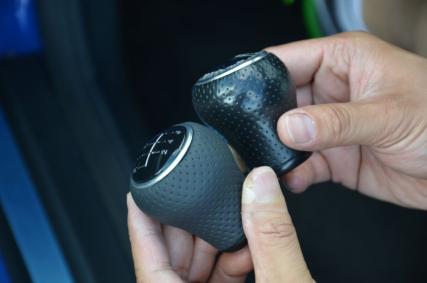 Door pulls and shifter surround (7)