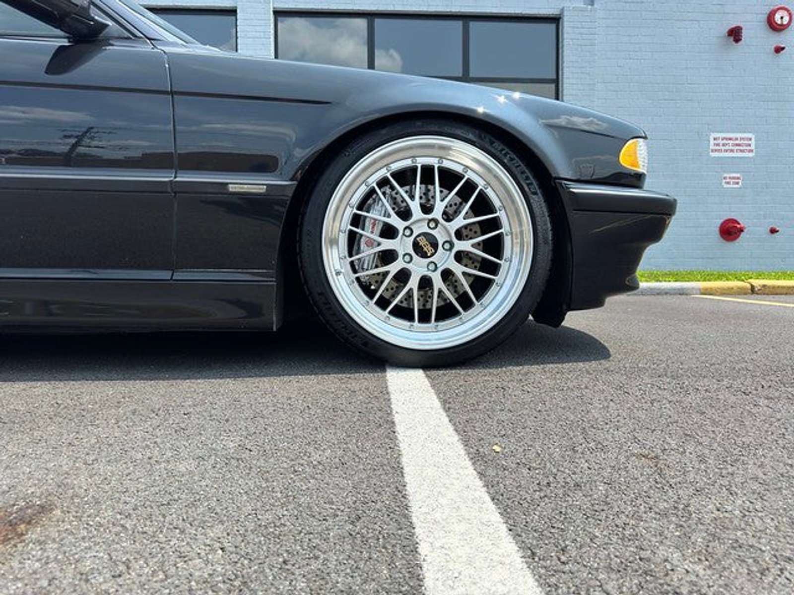 Audio System Overhaul: Modern Sound in a Classic E38