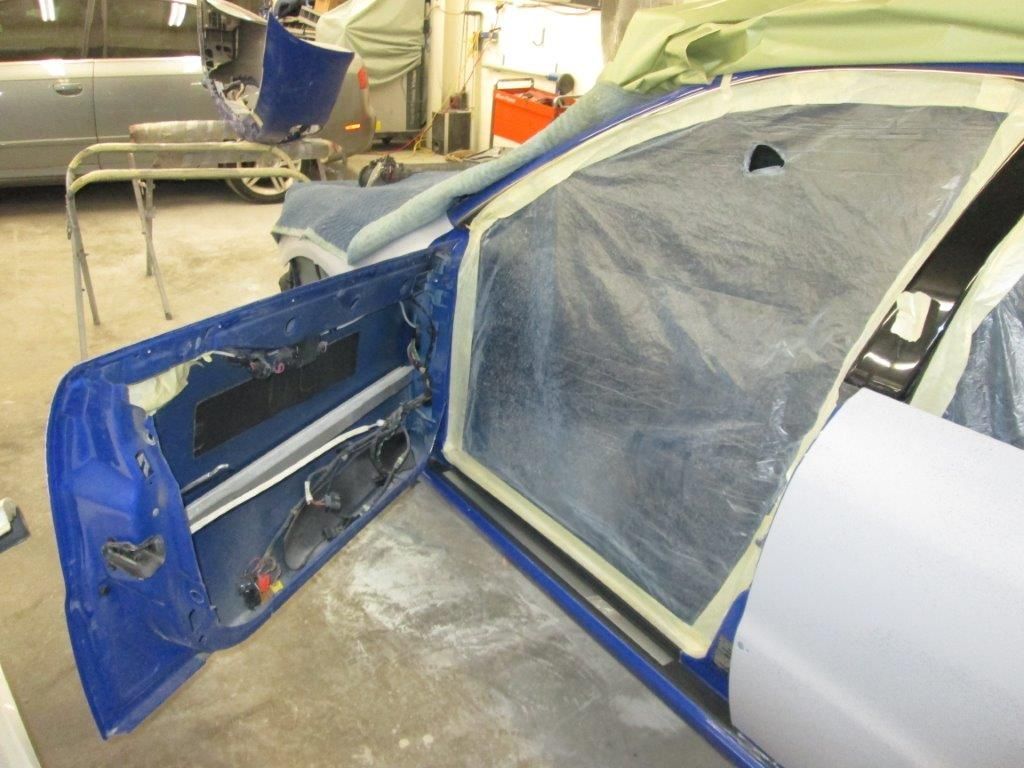 Body prep and the paint booth (5)