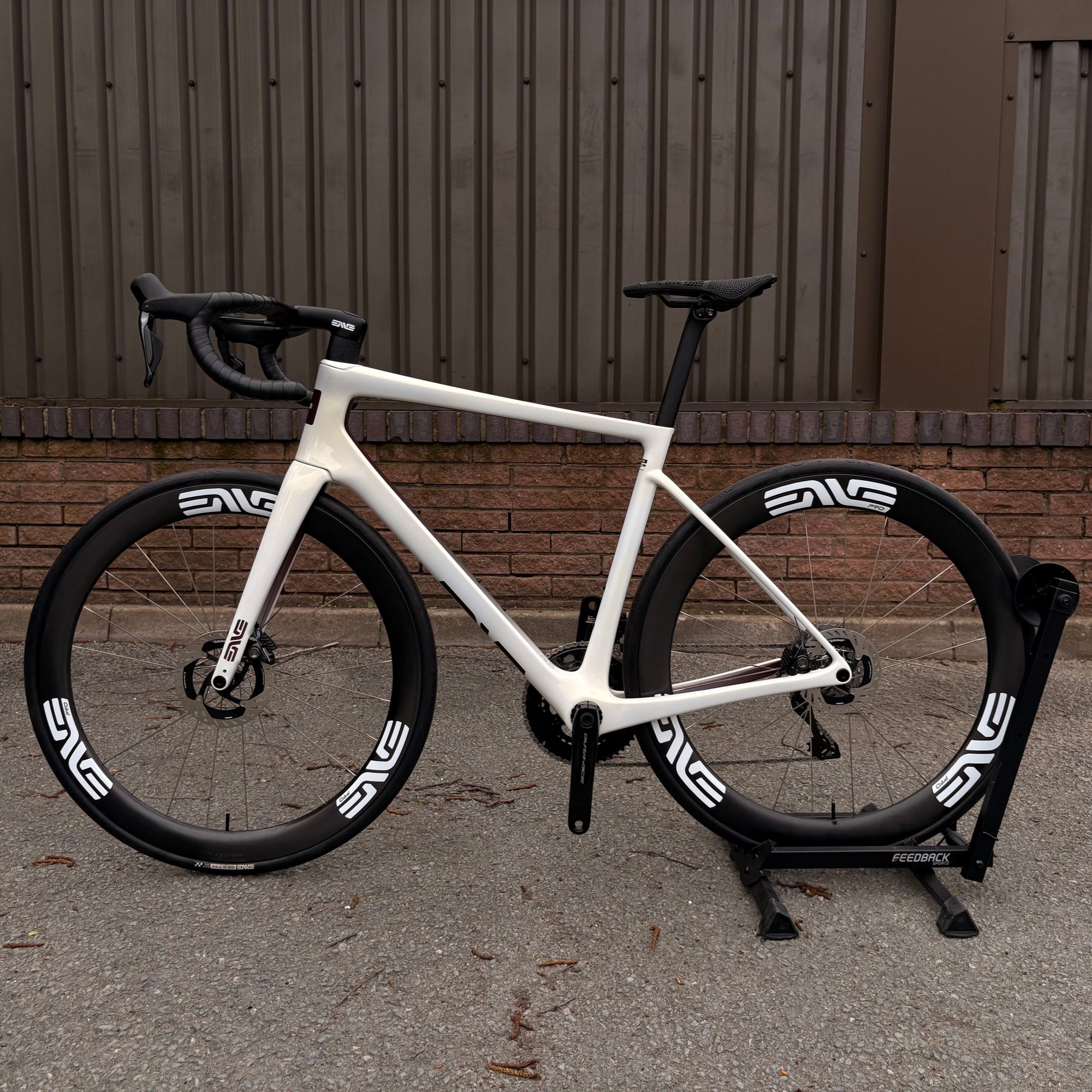Custom Melee Dura-Ace Di2 Road Bike