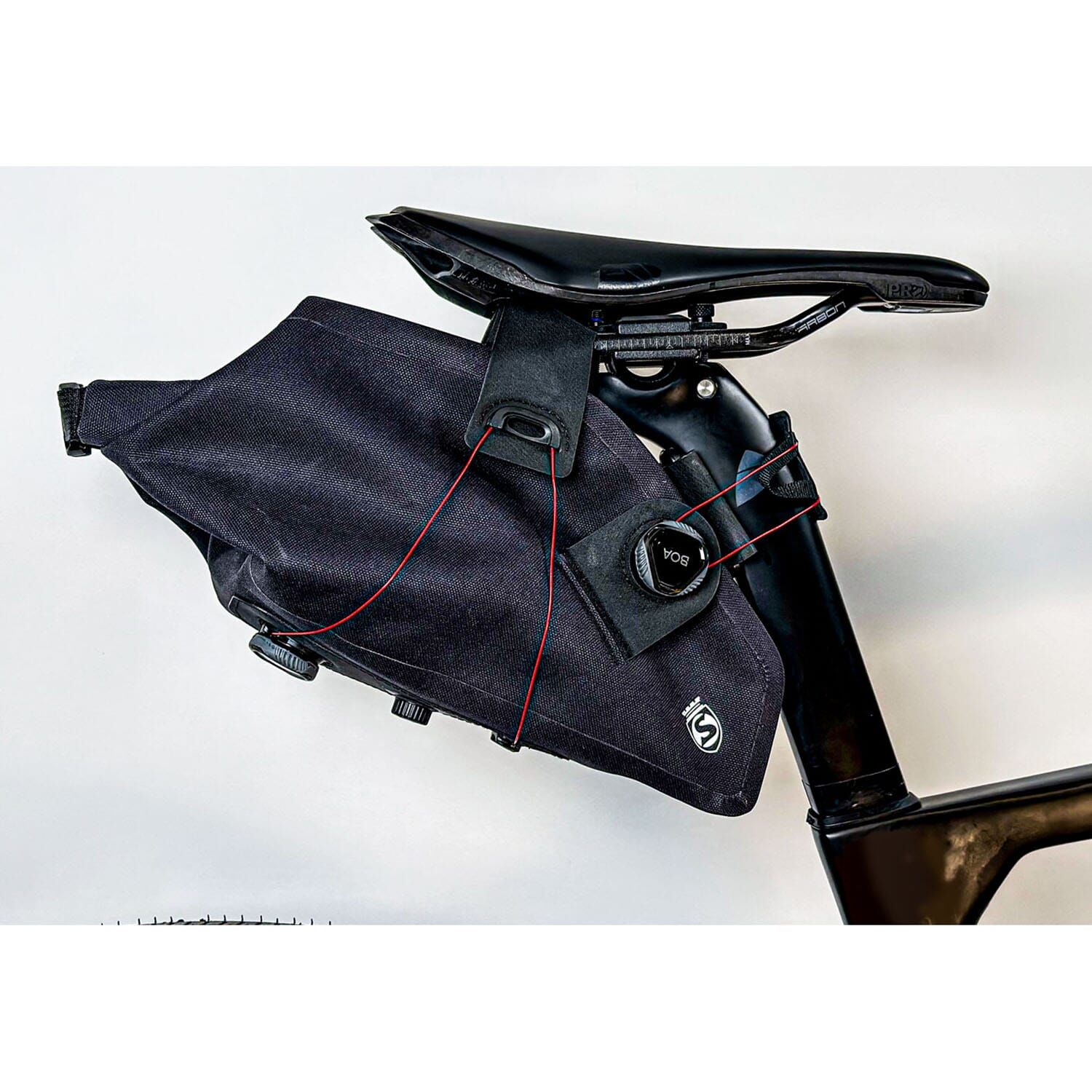 Grinta Roll-Top Adventure Saddle Bag