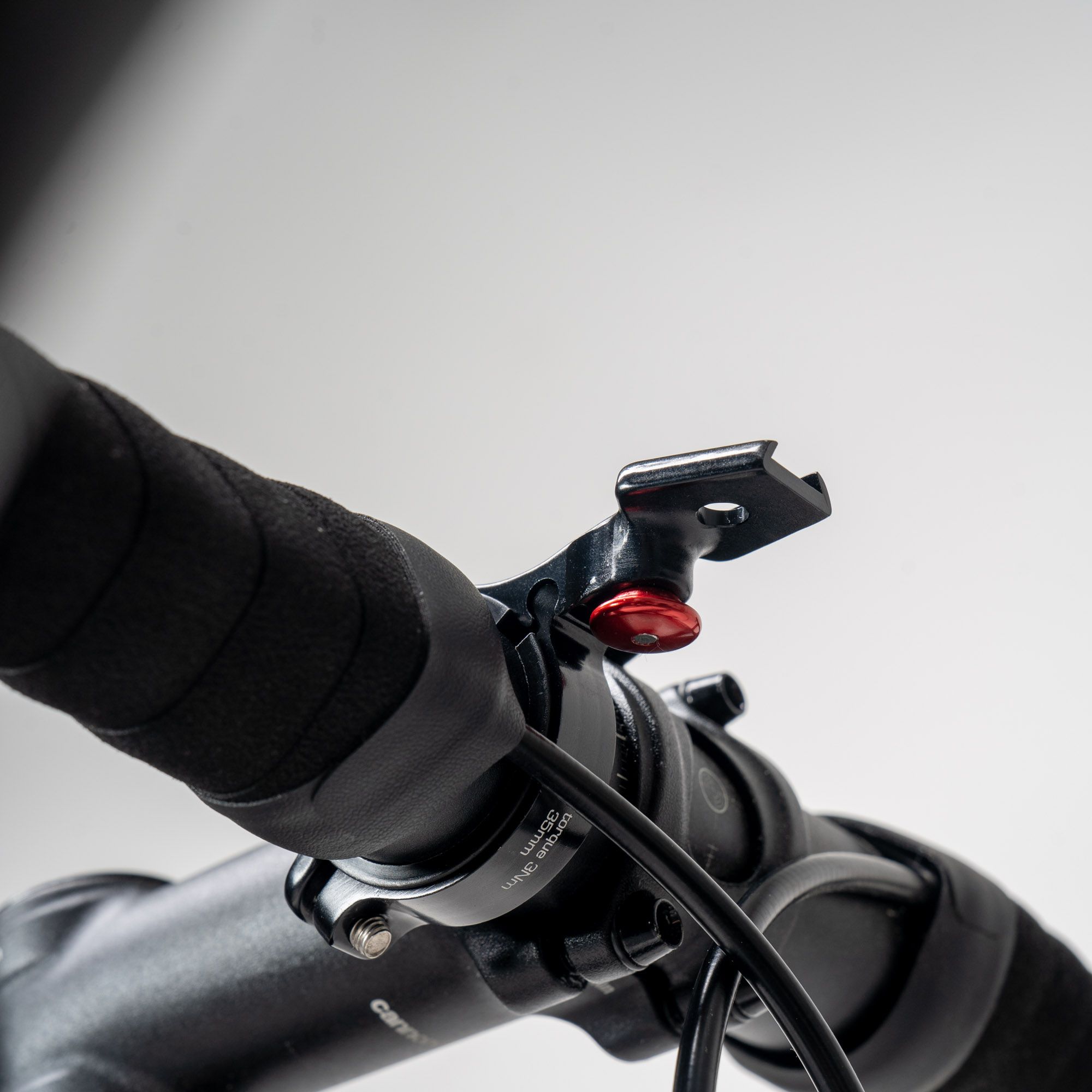 Quick Release Handlebar Bracket - 35mm