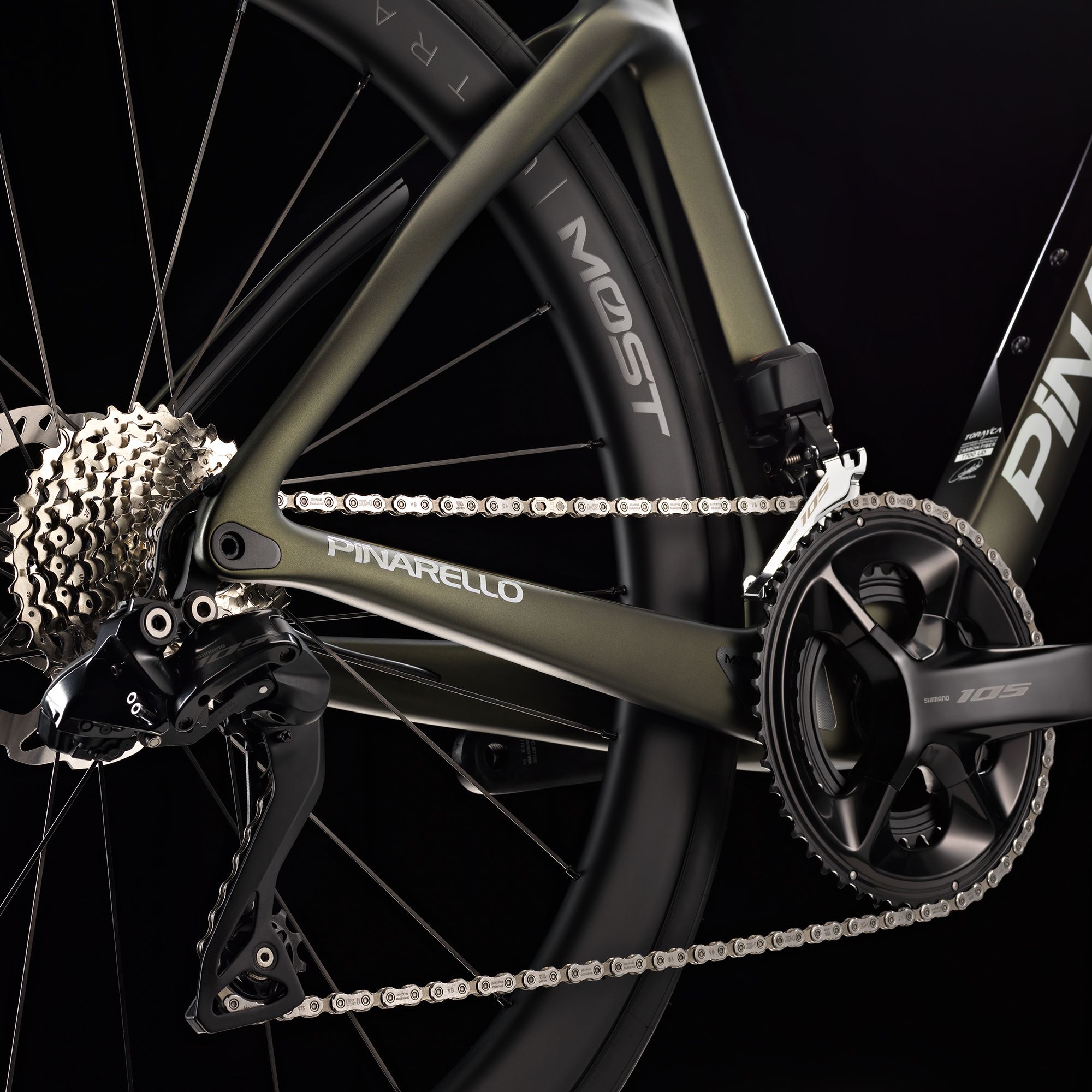 F5 105 Di2 Road Bike 2026