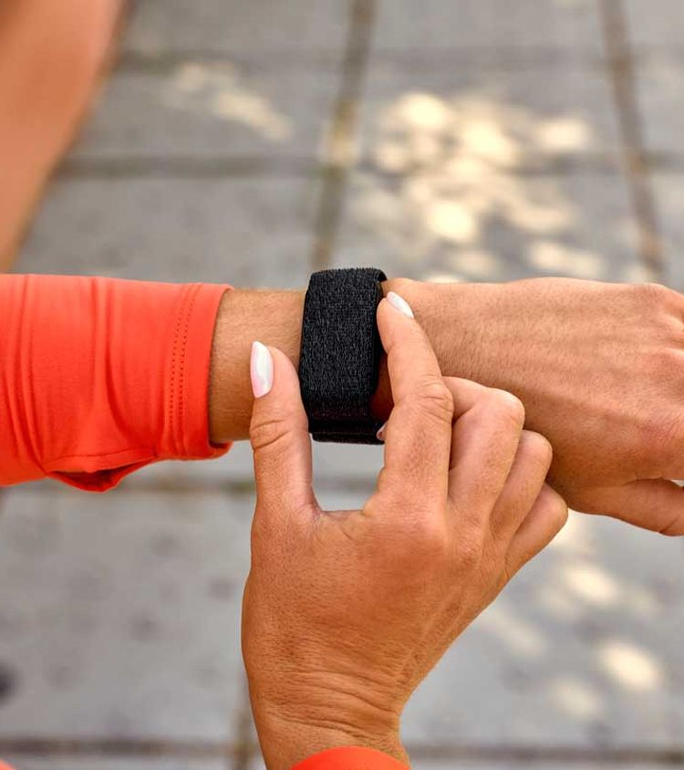 Garmin CIRQA vs Garmin Watch: Which Is Right for You?