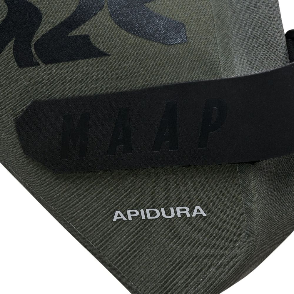 x Apidura Saddle Pack 7L