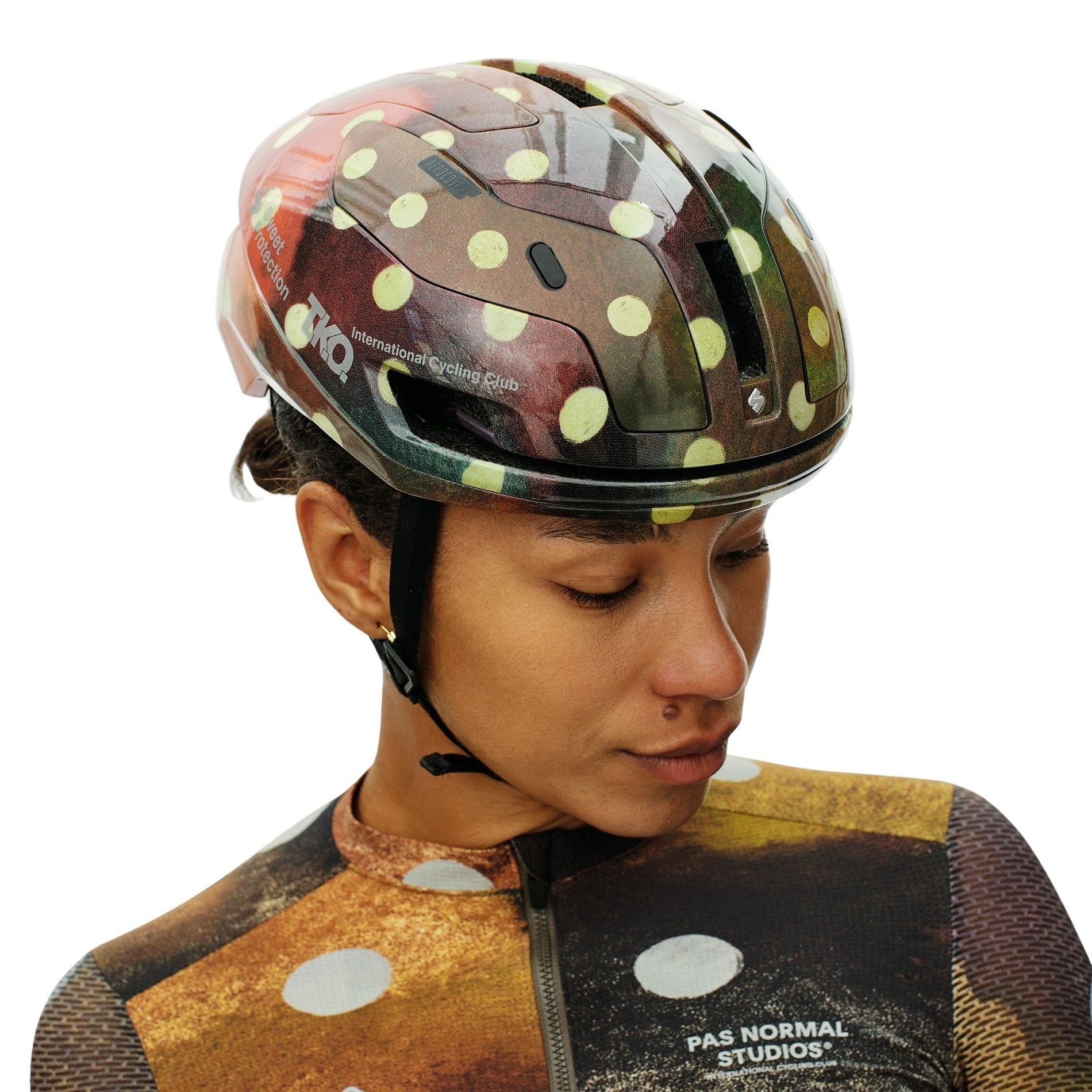 T.K.O. Falconer Aero 2Vi Road Helmet