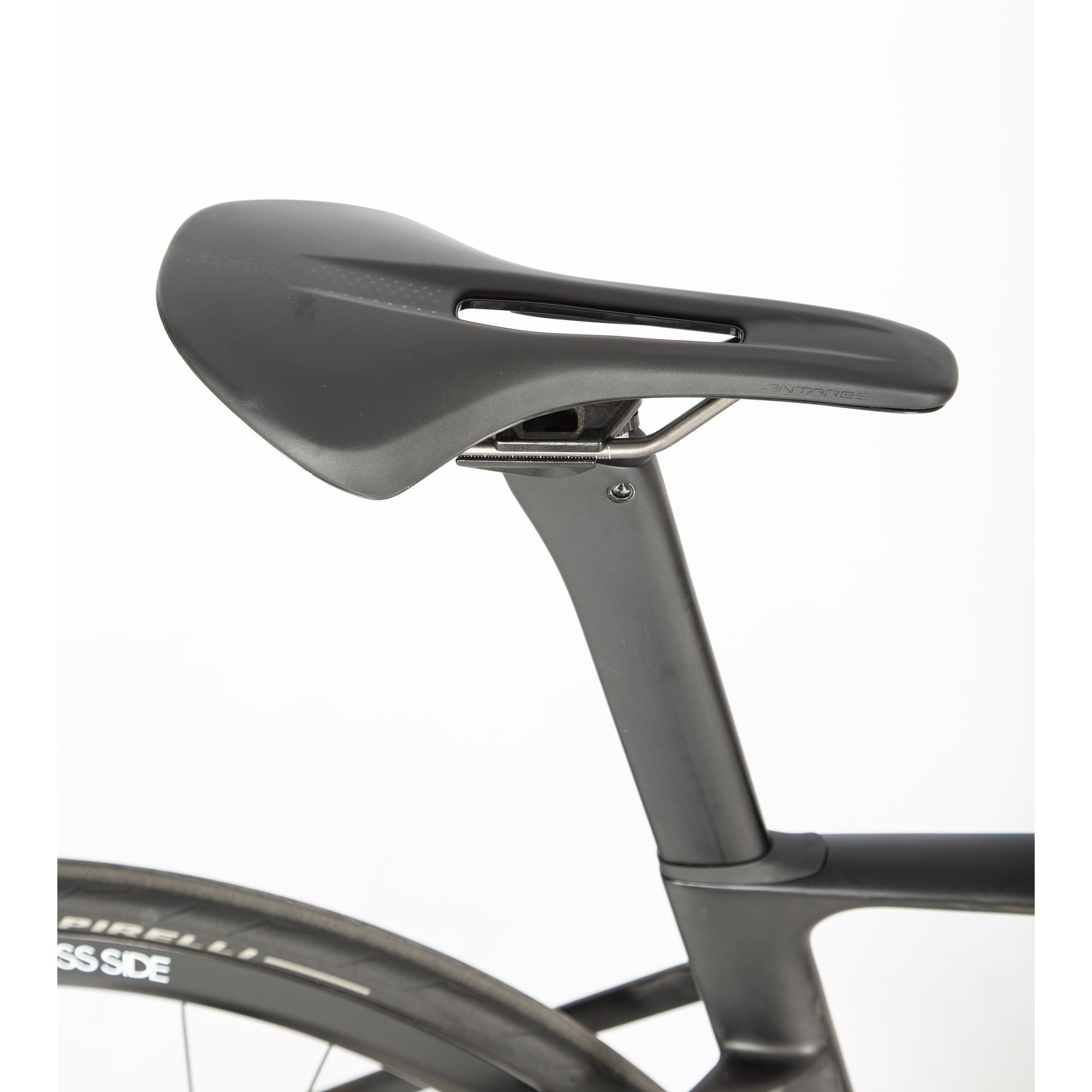 RCR-R Pro 2025 Medium - Approved Used