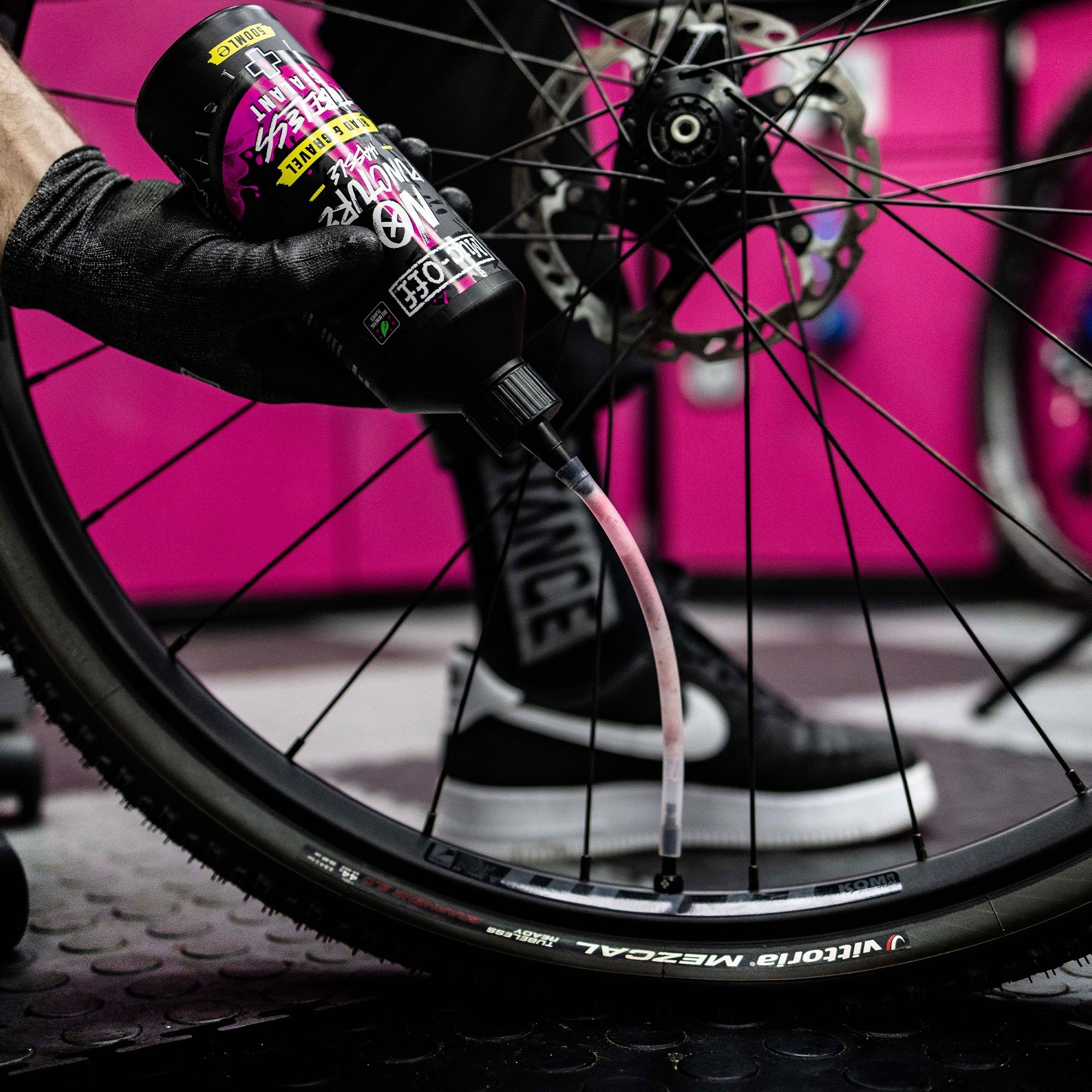 Road & Gravel Tubeless sealant