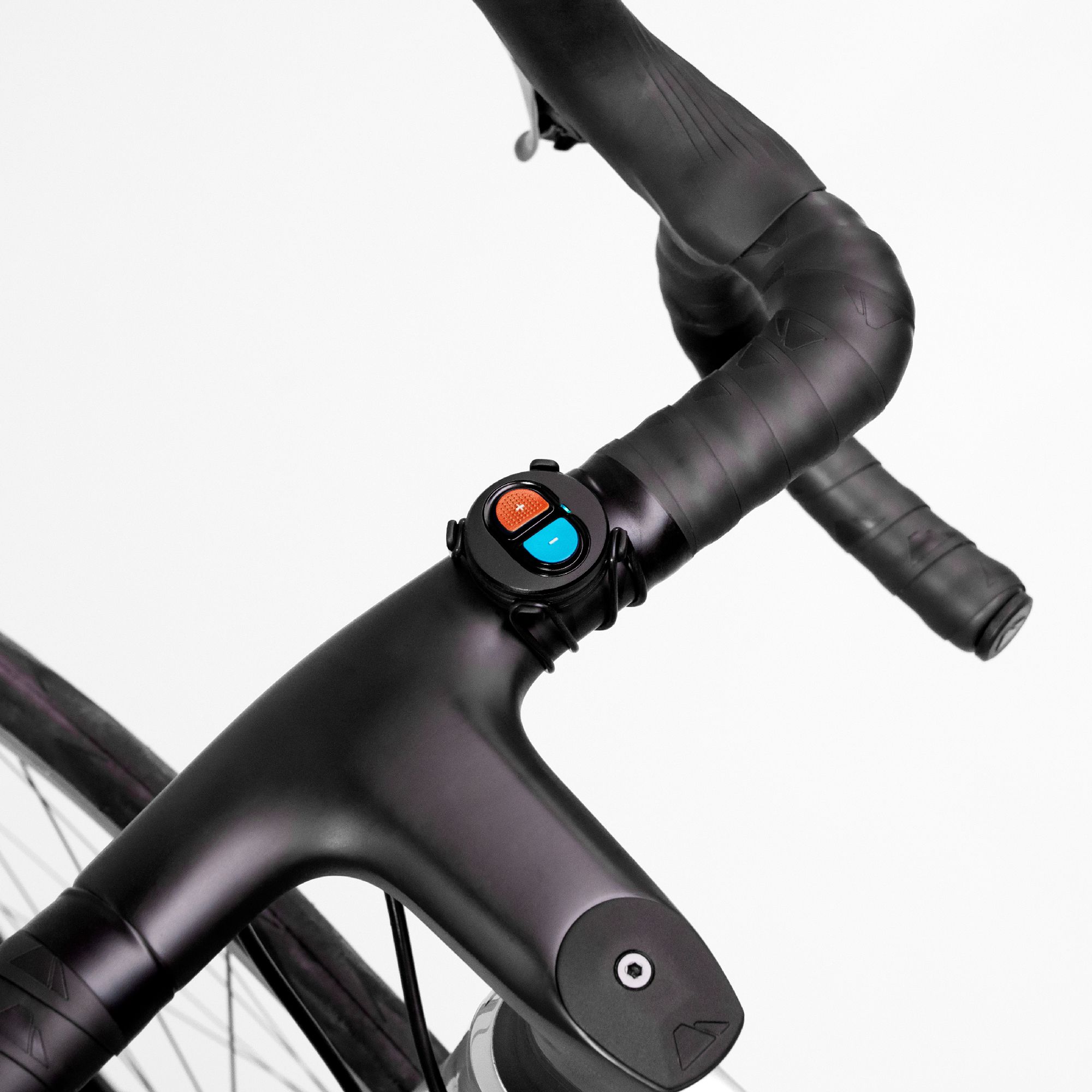 Kickr Move Turbo Trainer with Zwift Cog and Click